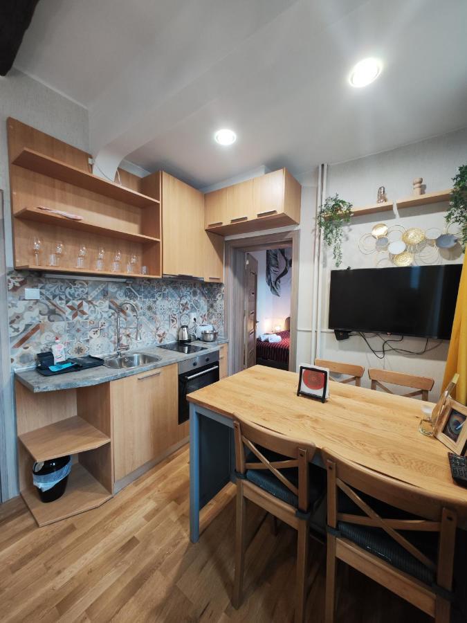Apart Lion Bridge Self Check In Apartment Sofia Bagian luar foto