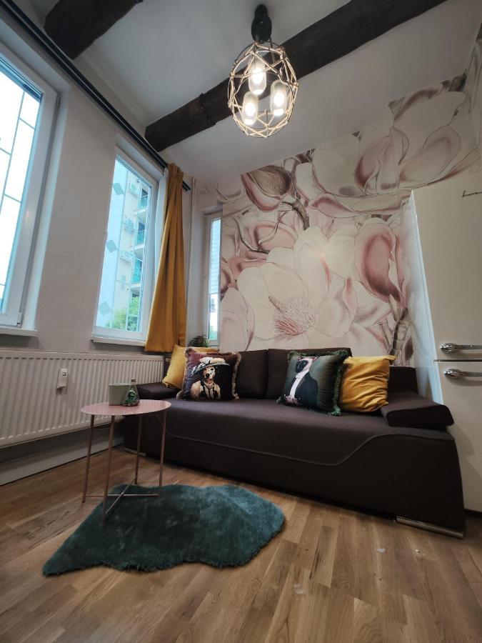 Apart Lion Bridge Self Check In Apartment Sofia Bagian luar foto